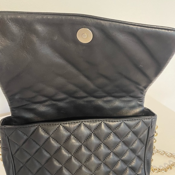 Carolina herrera black quilted chain flap shoulder bag - Picture 6 of 6